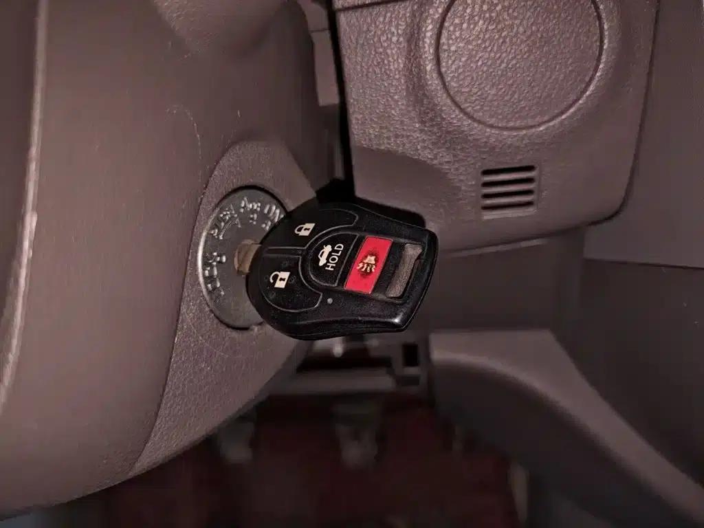 Nissan Sunny 2014 1.5XE Manual Comfort Edition — миниатюра 17