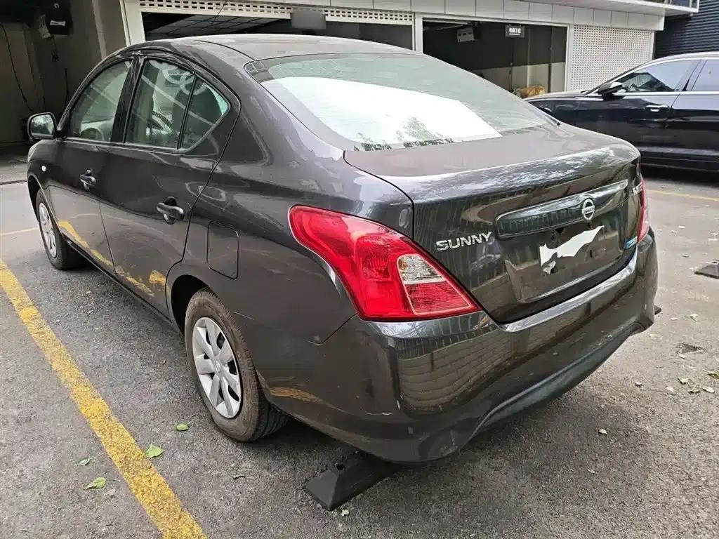 Nissan Sunny 2014 1.5XE Manual Comfort Edition — миниатюра 23