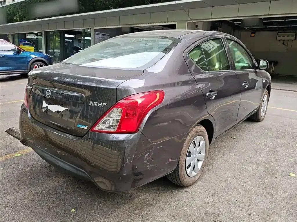 Nissan Sunny 2014 1.5XE Manual Comfort Edition — миниатюра 5