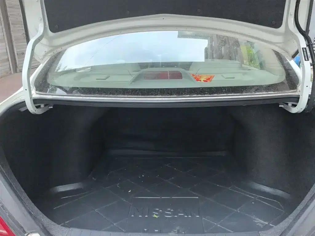 Nissan Sunny 2016 1.5XE CVT Leading Edition — миниатюра 16