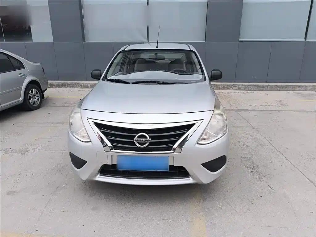 Nissan Sunny 2015 1.5XE Manual Comfort Edition — миниатюра 9