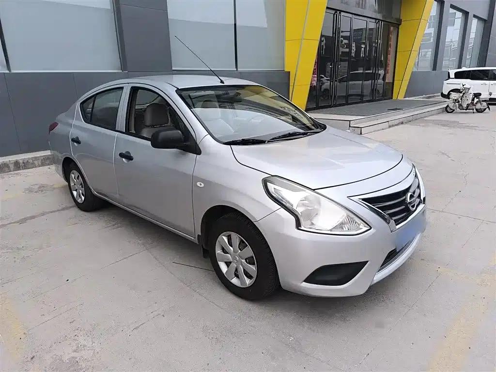 Nissan Sunny 2015 1.5XE Manual Comfort Edition — миниатюра 10