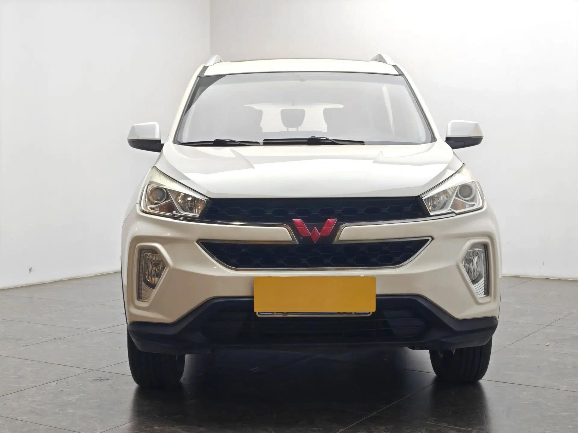 Wuling Hongguang S3 2018 1.5L Manual Luxury Model China V Standard — миниатюра 2