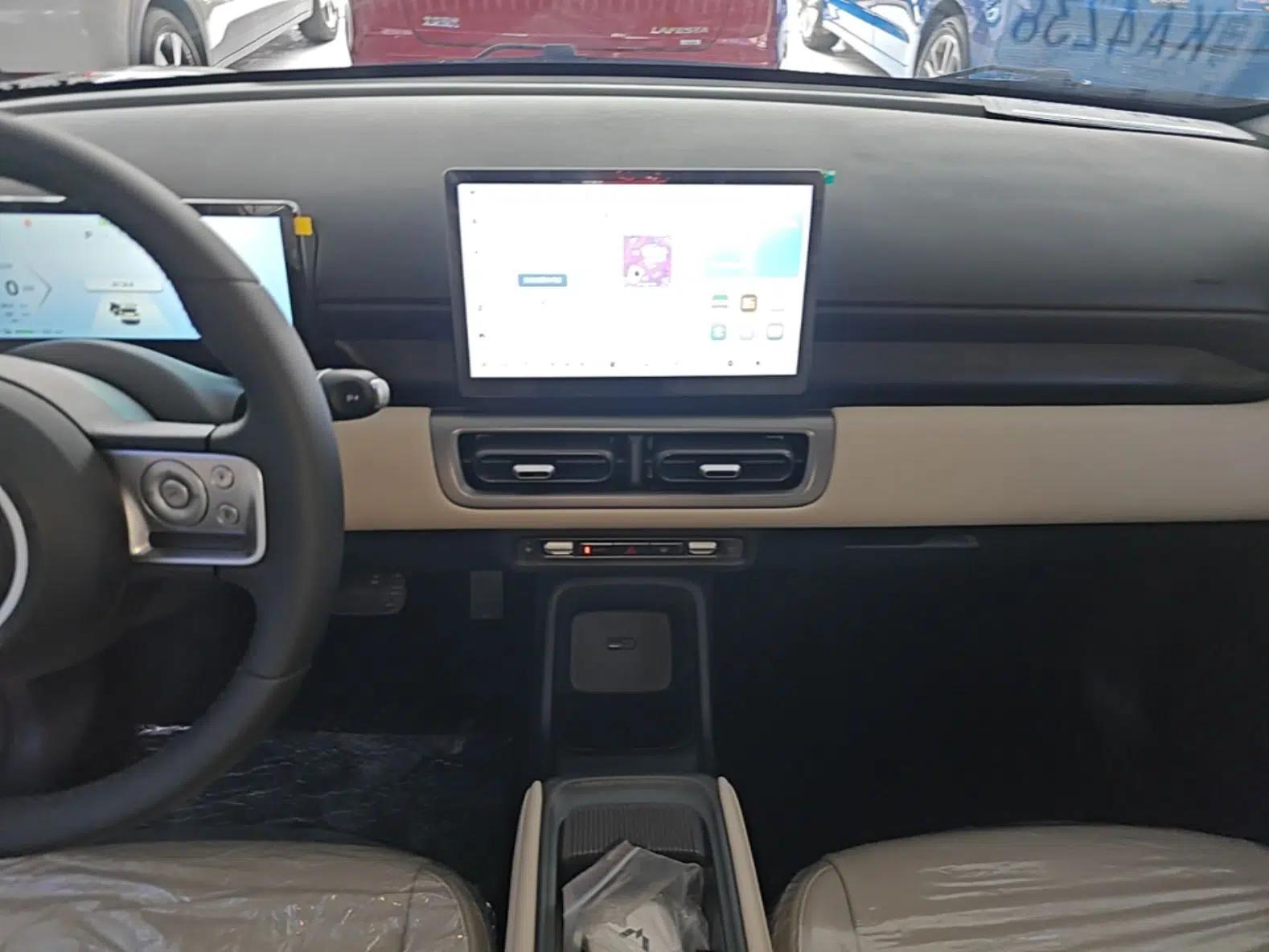 Wuling Bingo PLUS 2024 401 km Range 5-Seater Version — миниатюра 15