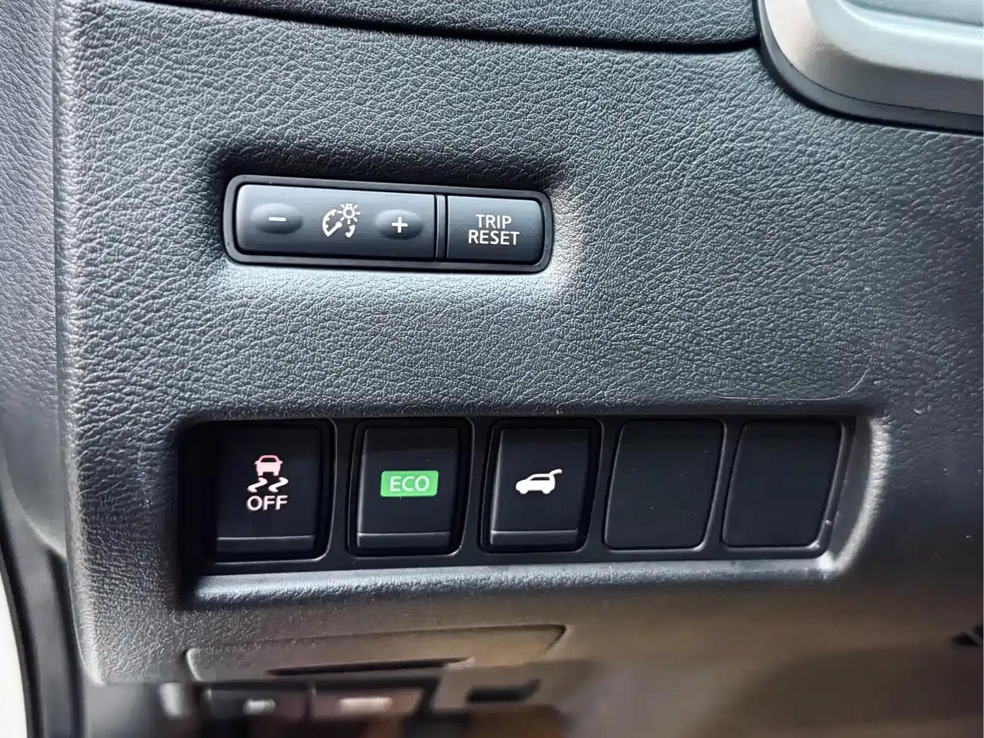 Nissan Murano 2021 2.5L XL 2WD Intelligent Luxury Edition — миниатюра 12