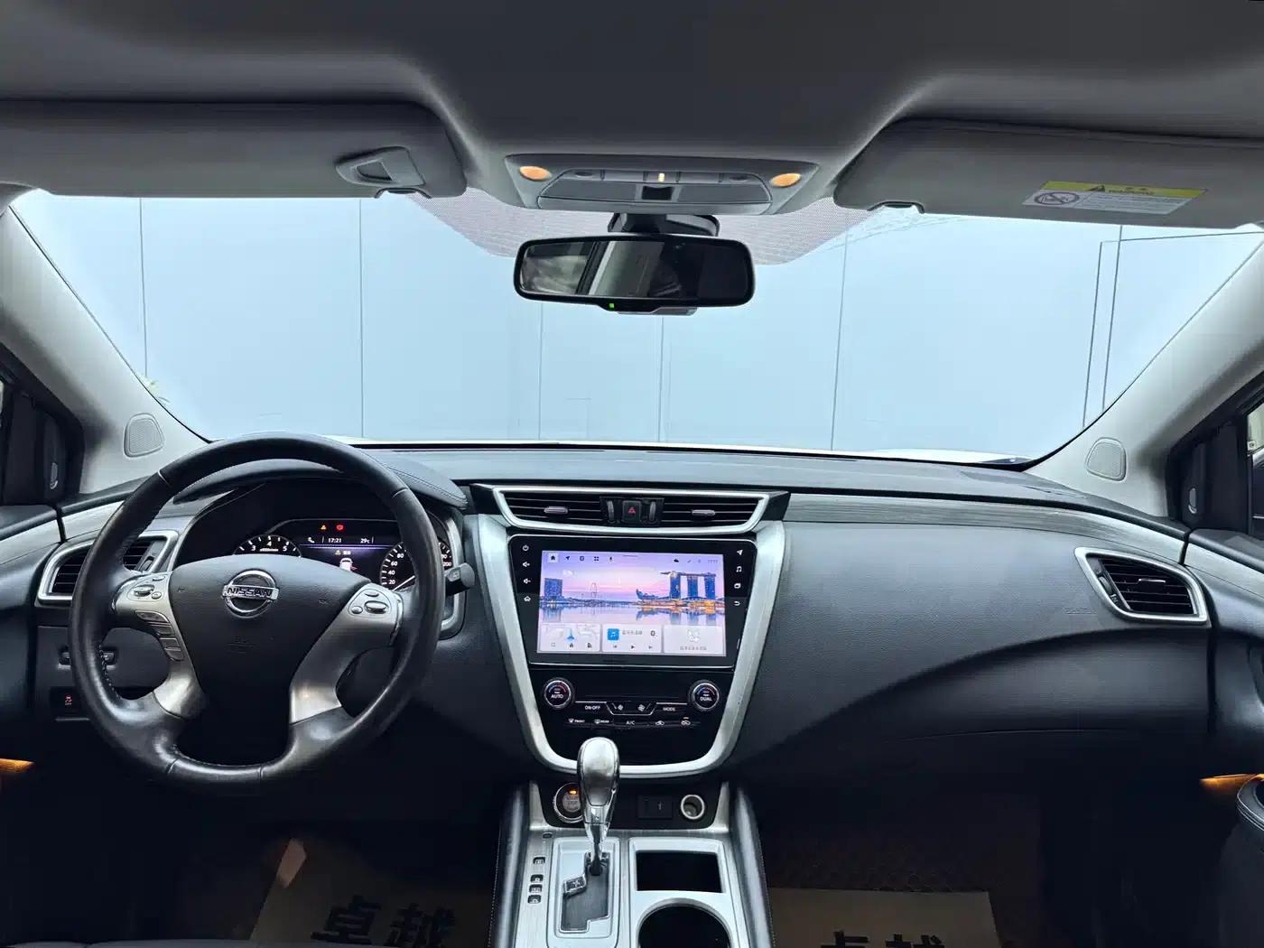 Nissan Murano 2021 2.5L XL 2WD Intelligent Luxury Edition — миниатюра 21