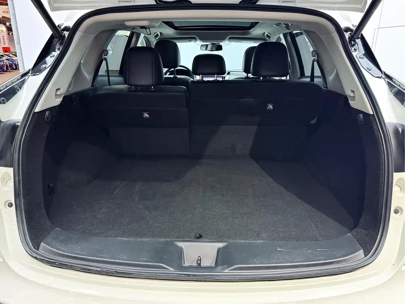 Nissan Murano 2021 2.5L XL 2WD Intelligent Luxury Edition — миниатюра 23