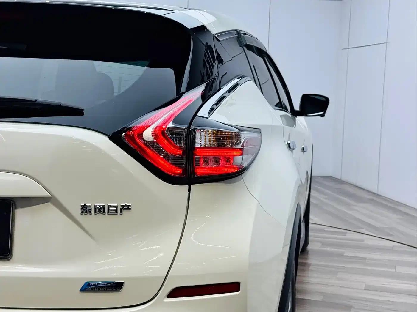 Nissan Murano 2021 2.5L XL 2WD Intelligent Luxury Edition — миниатюра 28