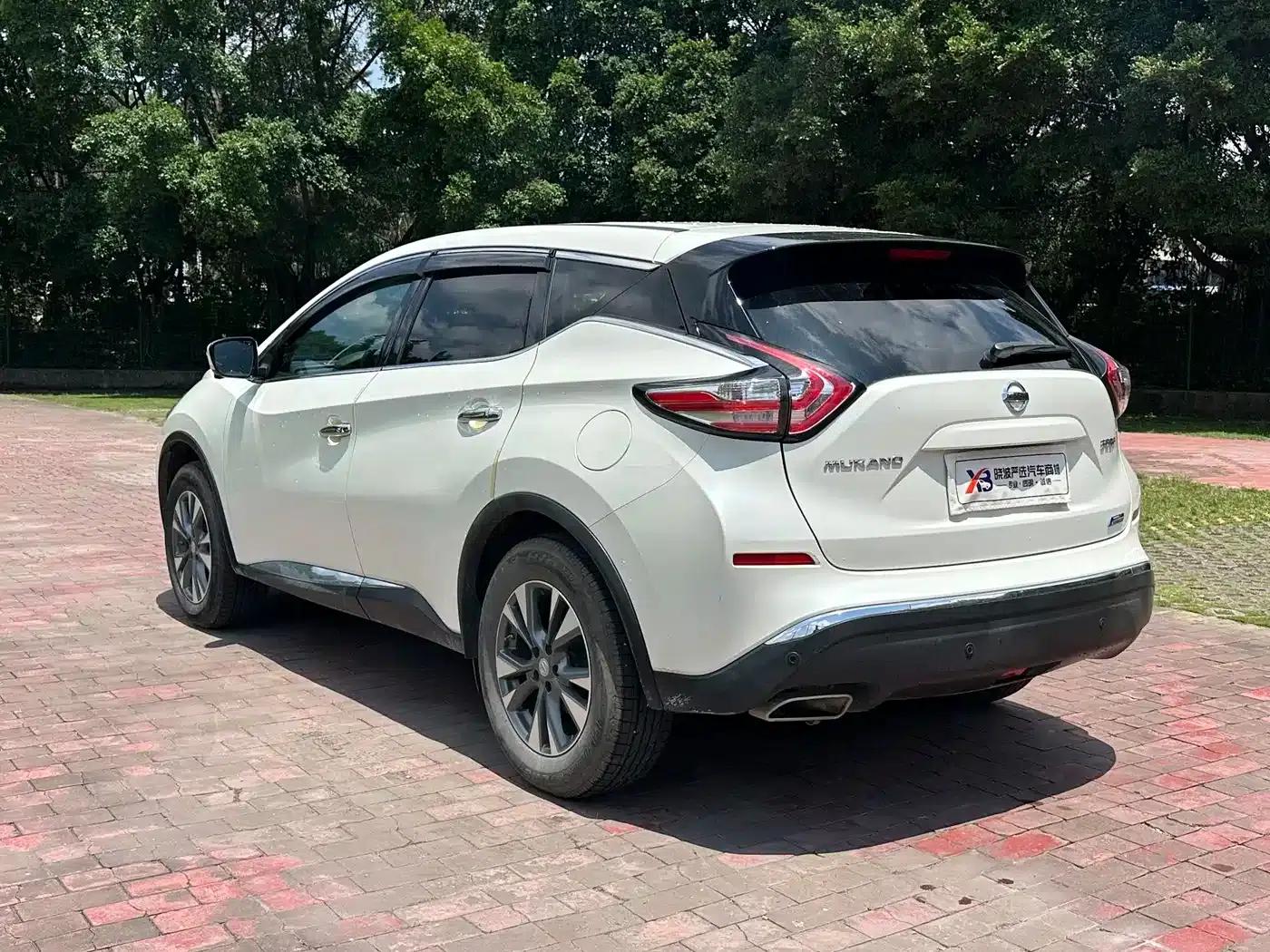 Nissan Murano 2021 2.5L XL 2WD Intelligent Luxury Edition — миниатюра 5