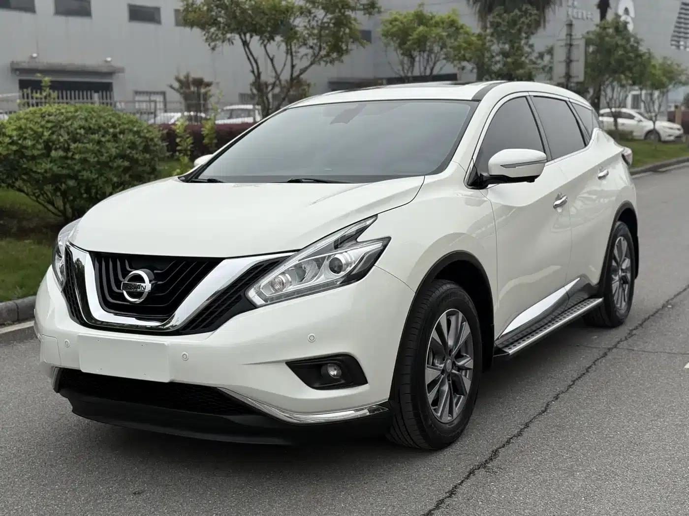 Nissan Murano 2021 2.5L XL 2WD Intelligent Luxury Edition — миниатюра 1