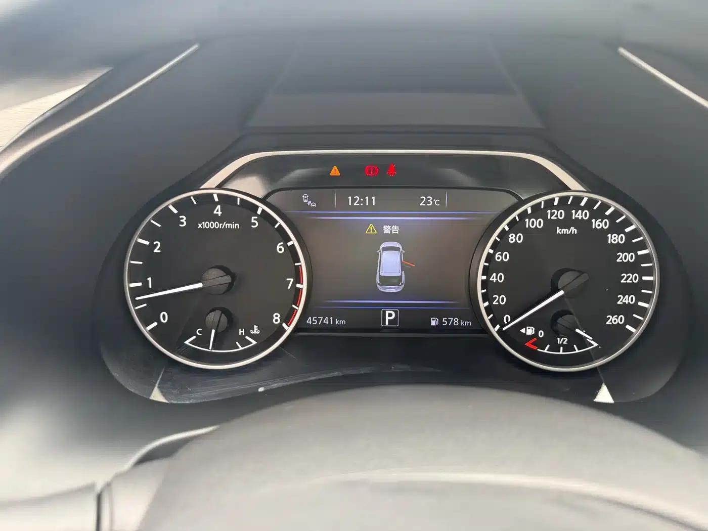 Nissan Murano 2021 2.5L XL 2WD Intelligent Luxury Edition — миниатюра 13