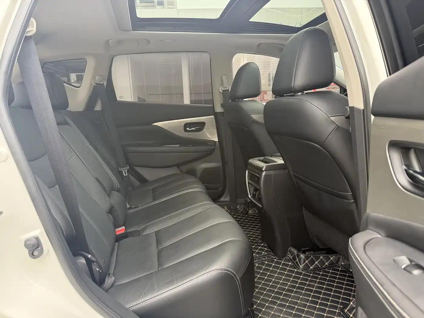 Nissan Murano 2021 2.5L XL 2WD Intelligent Luxury Edition — миниатюра 10