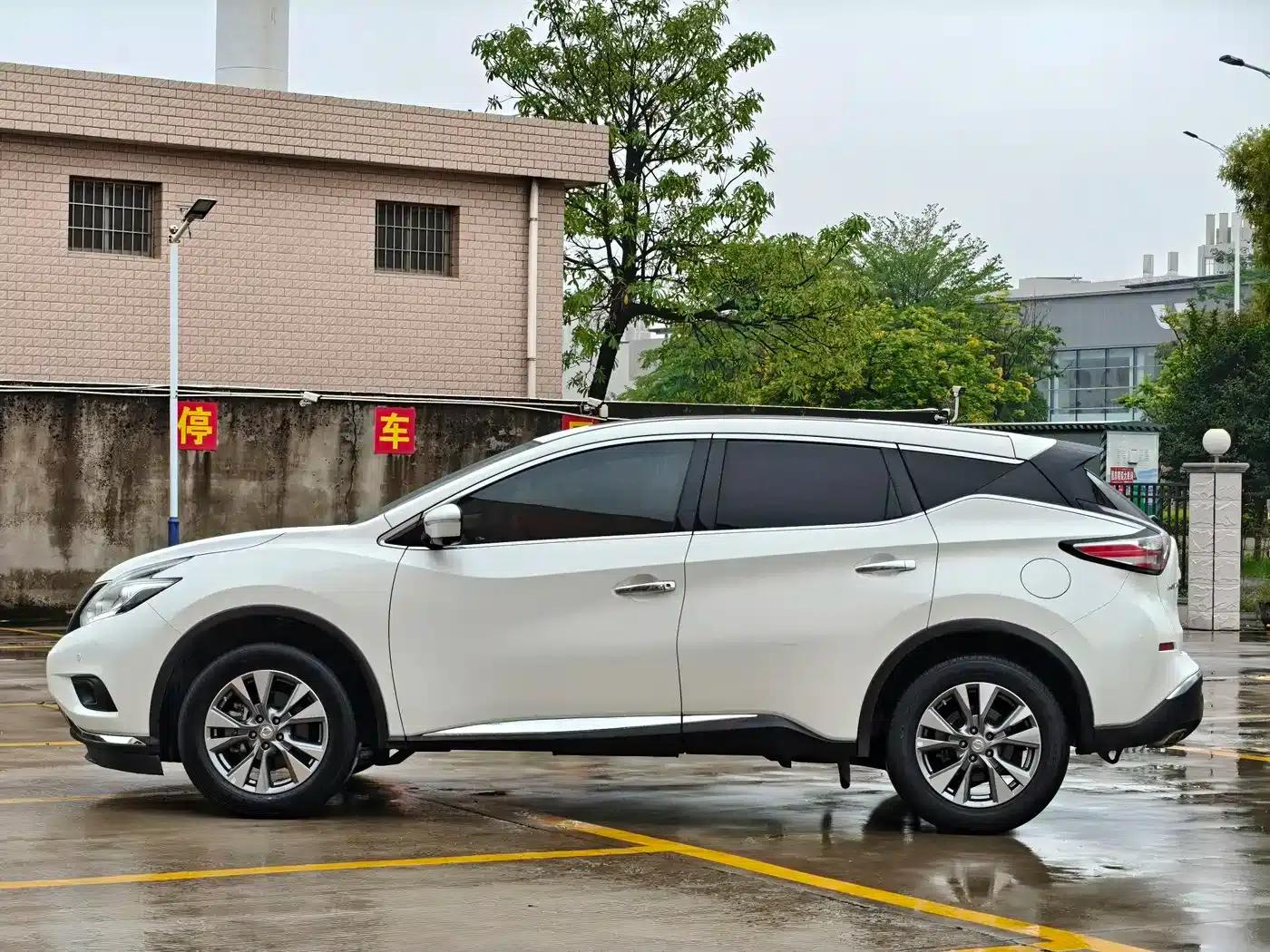 Nissan Murano 2019 2.5L XL 2WD Intelligent Luxury Edition (China VI Emission Standard) — миниатюра 17