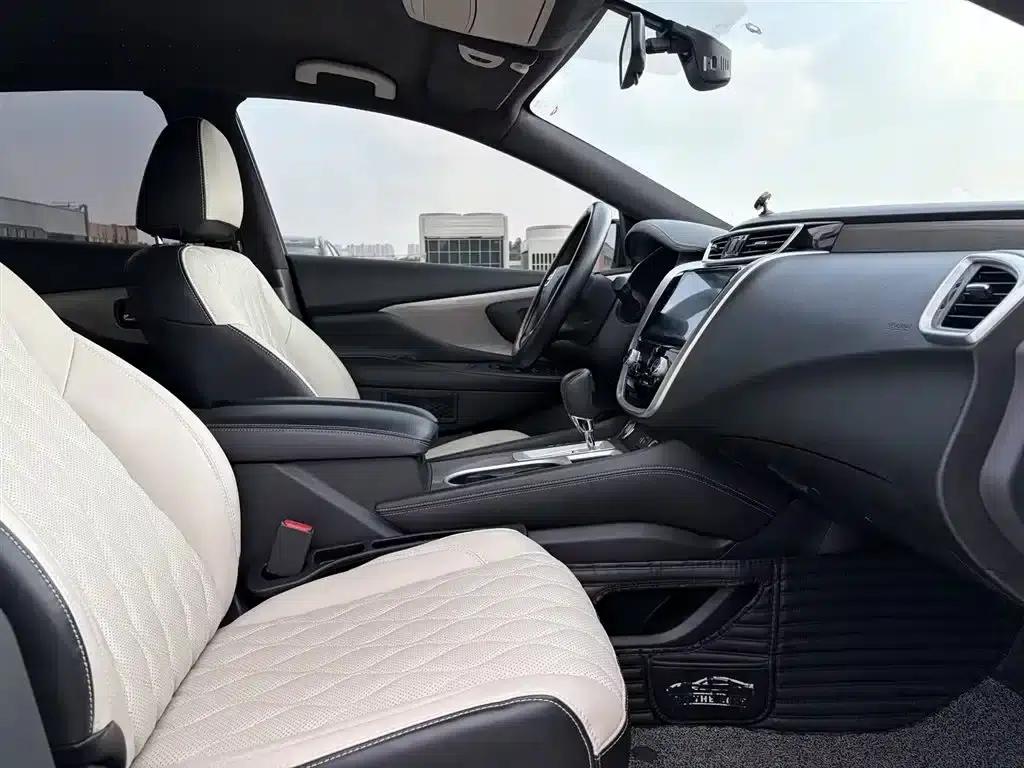 Nissan Murano 2021 2.5L XE 2WD Elite Edition — миниатюра 15
