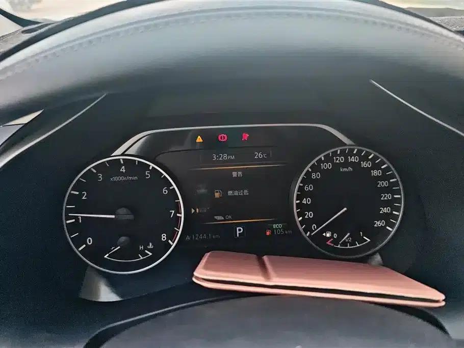 Nissan Murano 2021 2.5L XE 2WD Elite Edition — миниатюра 14