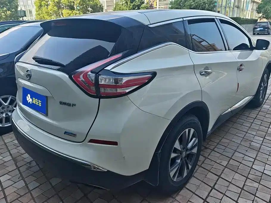 Nissan Murano 2021 2.5L XE 2WD Elite Edition — миниатюра 3
