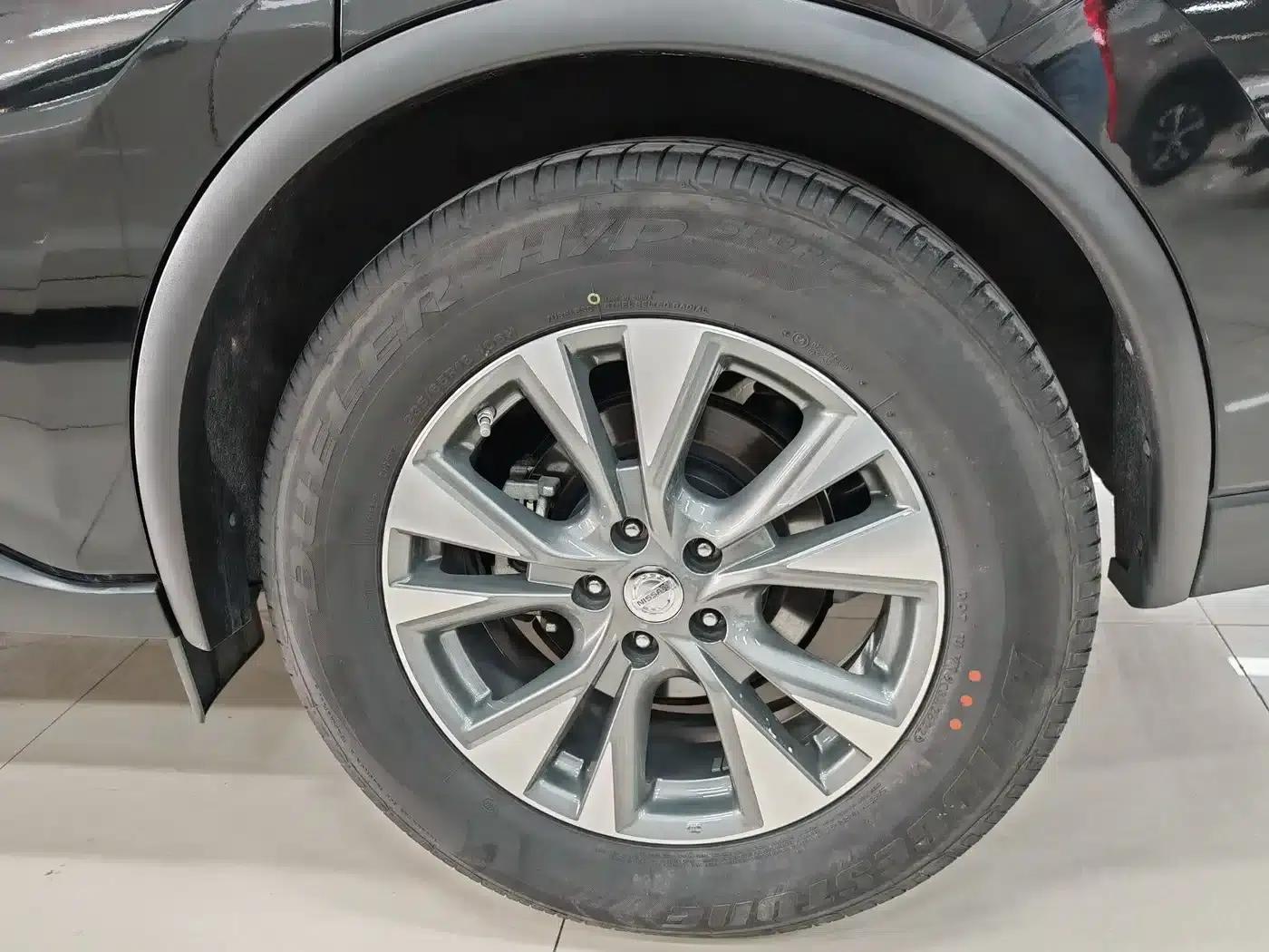 Nissan Murano 2021 2.5L XL 2WD Intelligent Luxury Edition — миниатюра 4