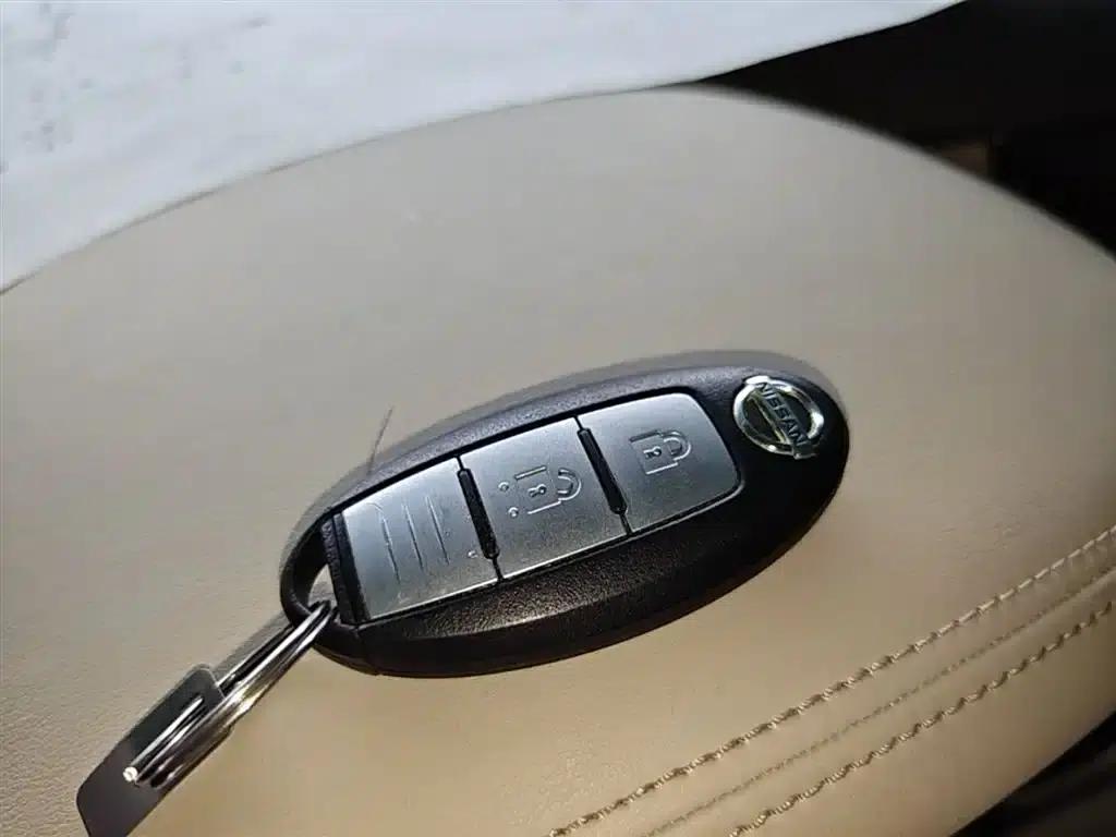 Nissan Murano 2017 2.5L XL 2WD Smart Edition — миниатюра 9