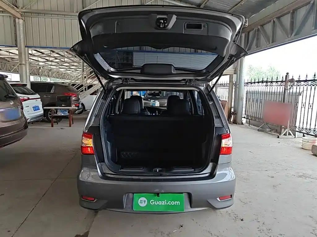 Nissan Livina 2015 1.6XE CVT Comfort Edition — миниатюра 19