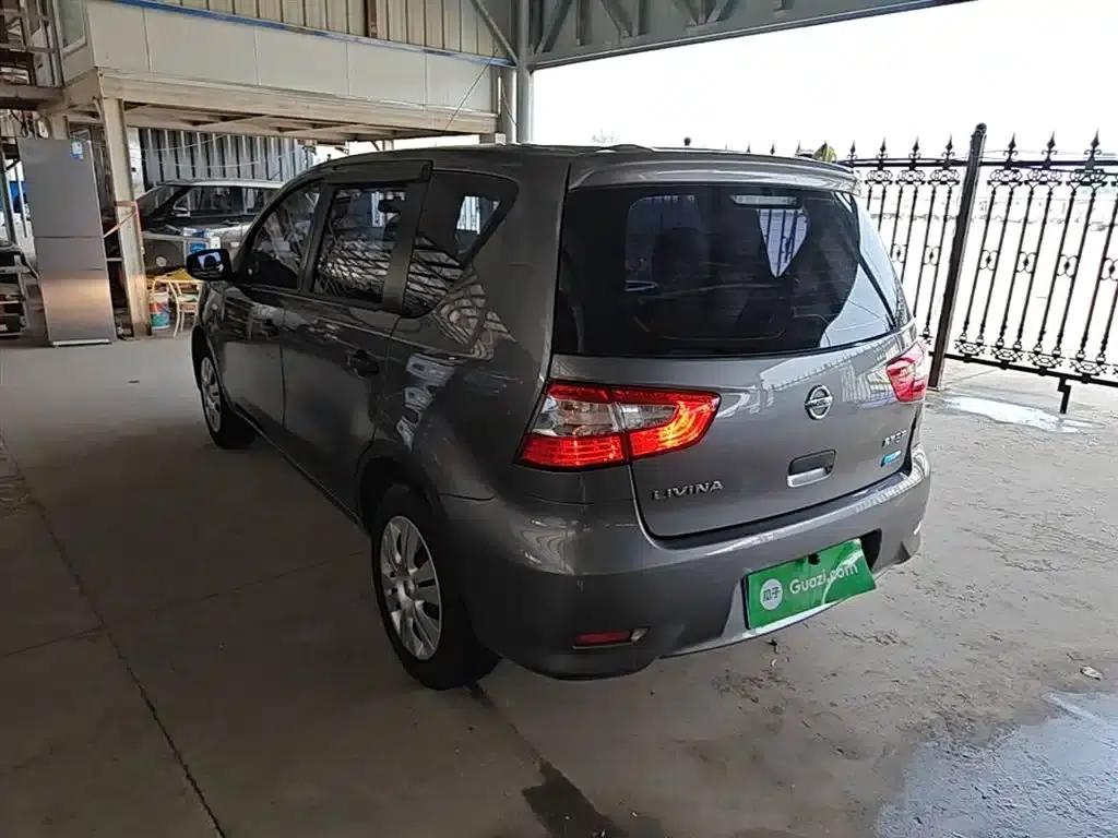 Nissan Livina 2015 1.6XE CVT Comfort Edition — миниатюра 5