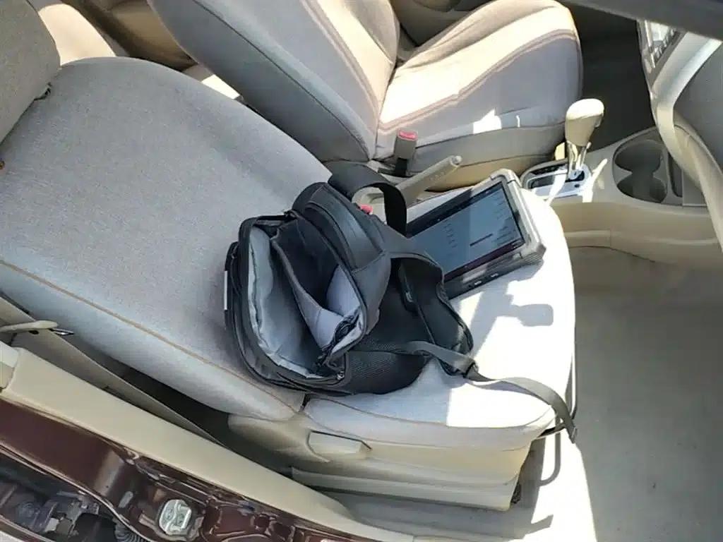 Nissan Livina 2015 1.6XE CVT Comfort Edition — миниатюра 25