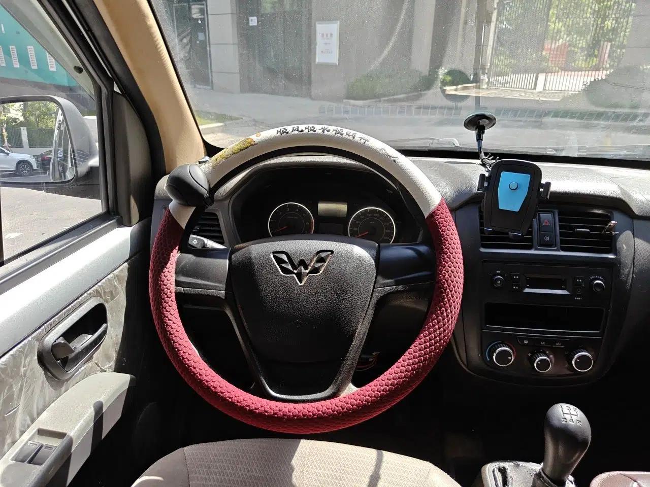 Wuling Rongguang S 2021 1.2L Base Model 7-Seater LSI — миниатюра 11