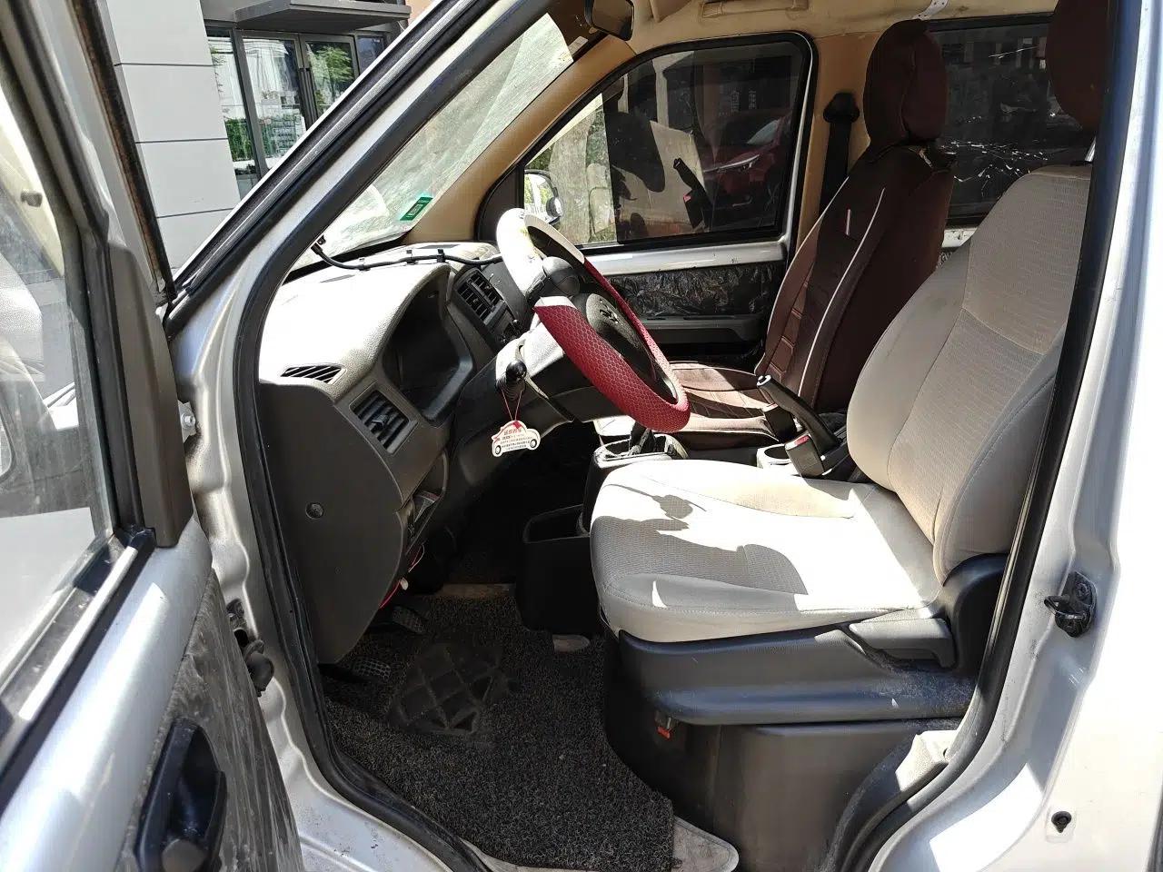 Wuling Rongguang S 2021 1.2L Base Model 7-Seater LSI — миниатюра 16