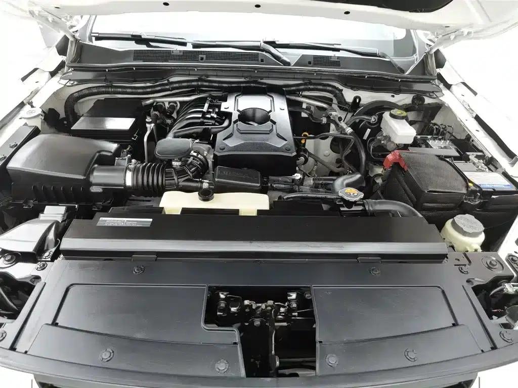 Nissan Terra 2020 2.5L XL Upper Automatic 2WD Luxury Edition — миниатюра 6