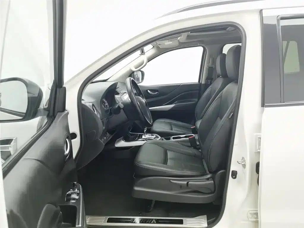 Nissan Terra 2020 2.5L XL Upper Automatic 2WD Luxury Edition — миниатюра 10