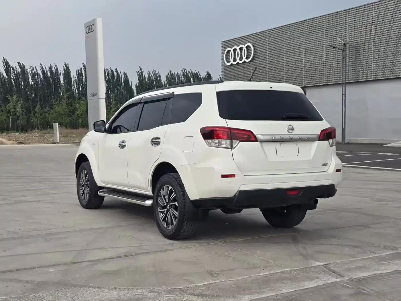 Terra 2020 2.5L XL Upper 4WD Automatic Four-Wheel Drive Luxury Edition — миниатюра 9