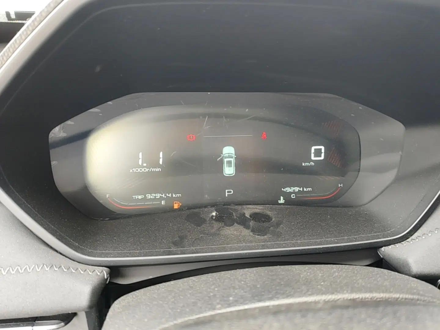 Wuling Alvez 2022 1.5L CVT Comfort Edition — миниатюра 15