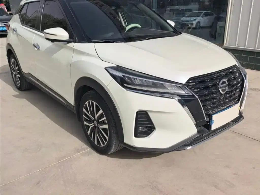 Nissan Kicks 2022 1.5L CVT XV Luxury Edition — миниатюра 3