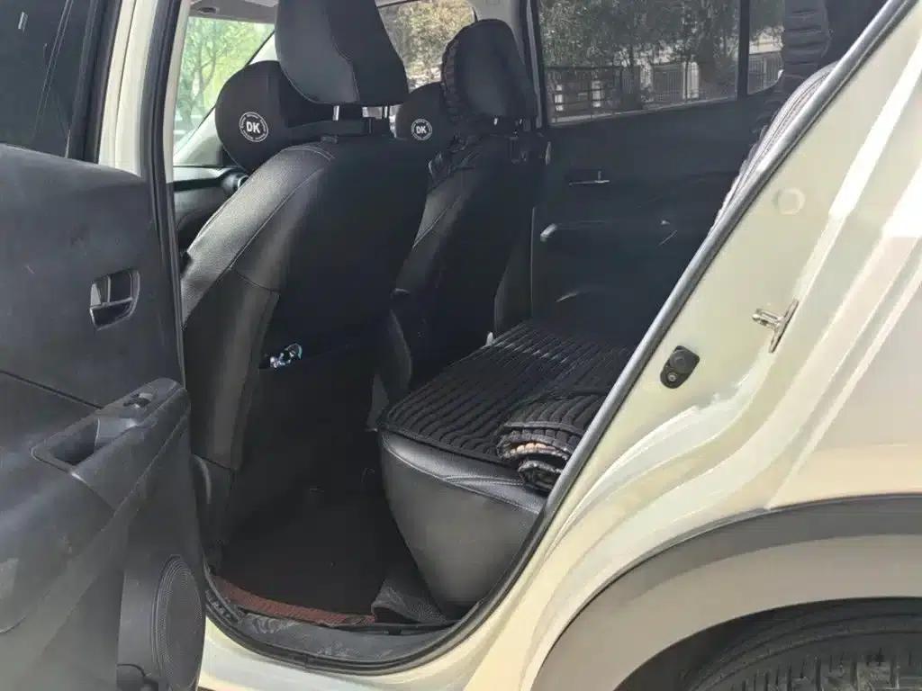 Nissan Kicks 2022 1.5L CVT XV Luxury Edition — миниатюра 4