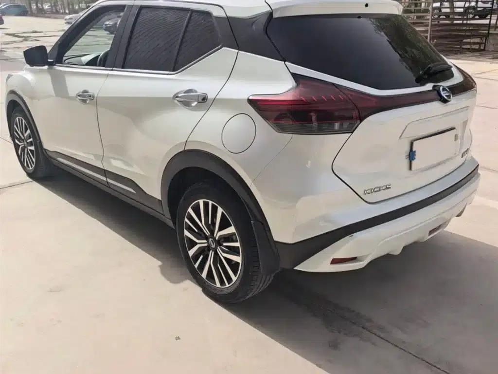 Nissan Kicks 2022 1.5L CVT XV Luxury Edition — миниатюра 7