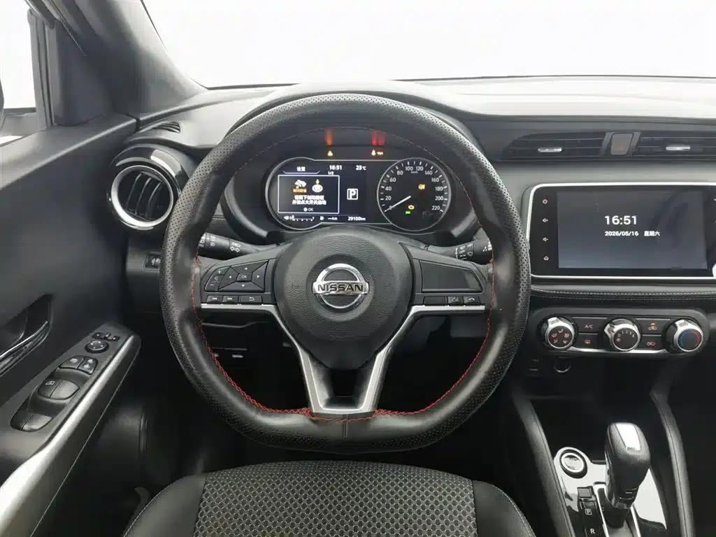 Nissan Kicks 2019 1.5L CVT Smart Luxury Edition — миниатюра 11