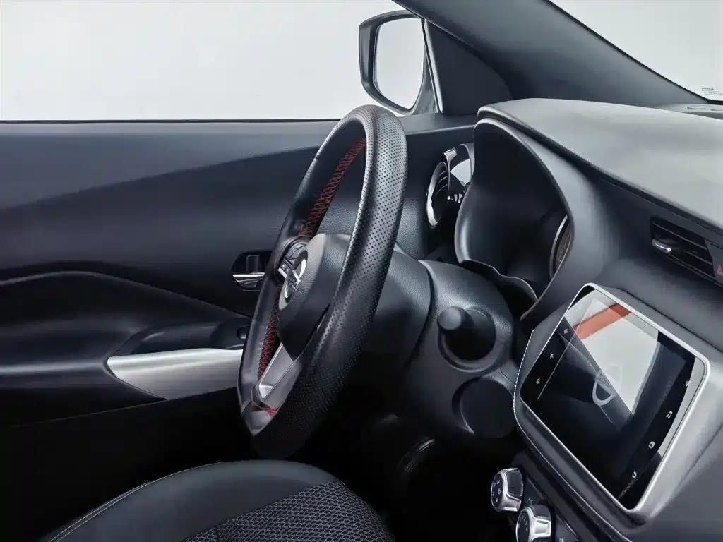 Nissan Kicks 2019 1.5L CVT Smart Luxury Edition — миниатюра 22