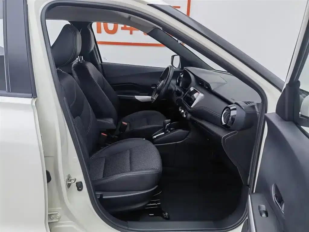Nissan Kicks 2019 1.5L CVT Smart Luxury Edition — миниатюра 23