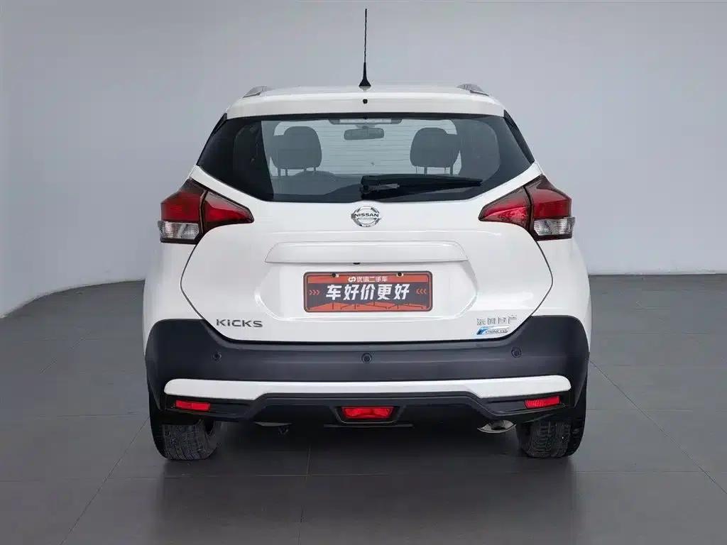 Nissan Kicks 2019 1.5L CVT Smart Luxury Edition — миниатюра 4