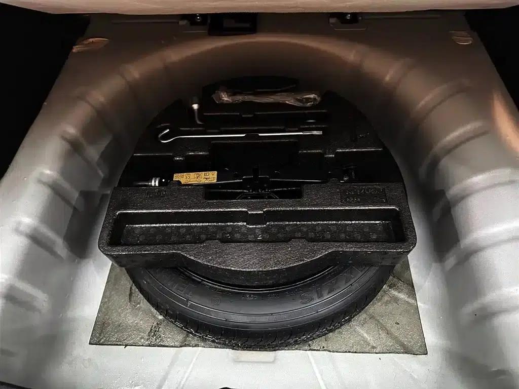 Nissan Kicks 2022 1.5L CVT XV Luxury Edition — миниатюра 19