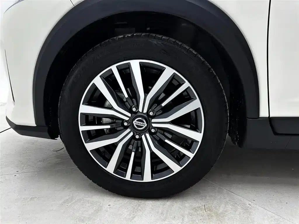 Nissan Kicks 2022 1.5L CVT XV Luxury Edition — миниатюра 22
