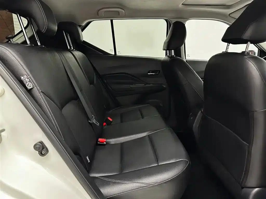 Nissan Kicks 2022 1.5L CVT XV Luxury Edition — миниатюра 23