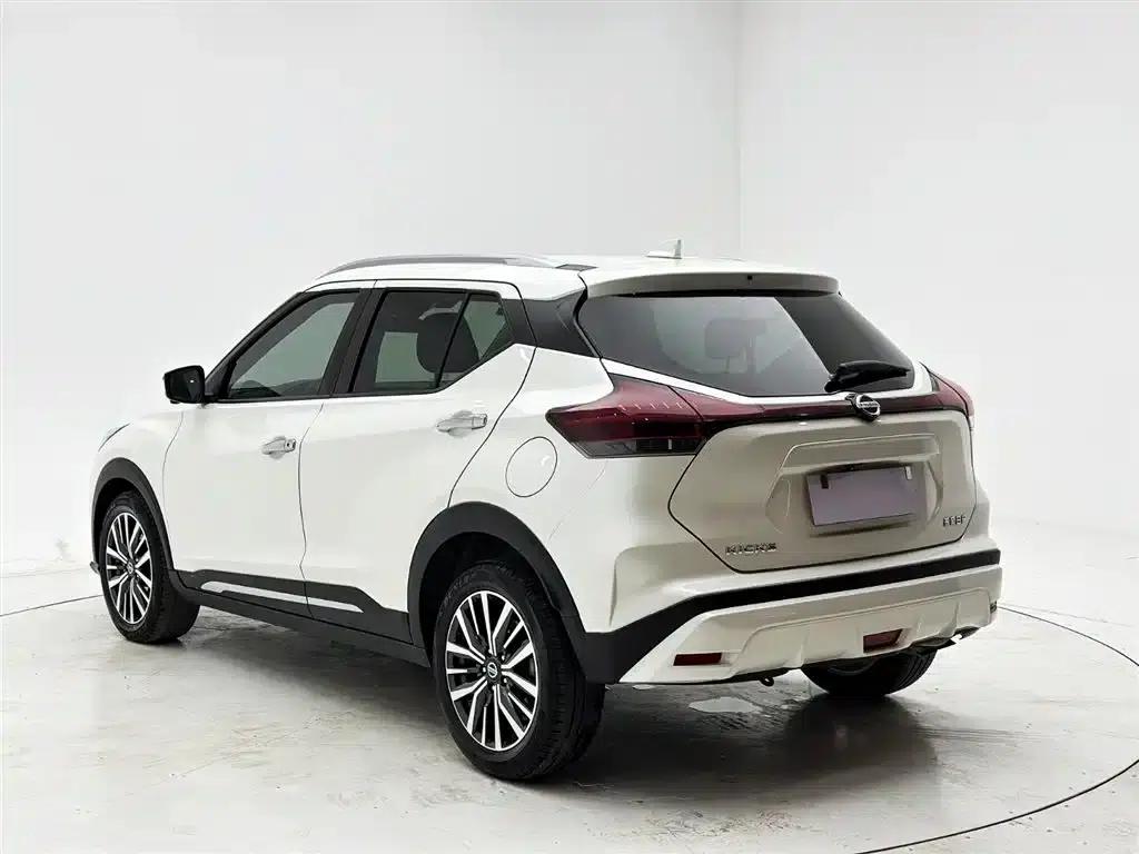 Nissan Kicks 2022 1.5L CVT XV Luxury Edition — миниатюра 4