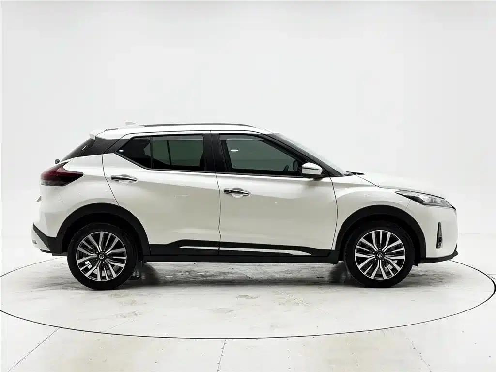Nissan Kicks 2022 1.5L CVT XV Luxury Edition — миниатюра 9