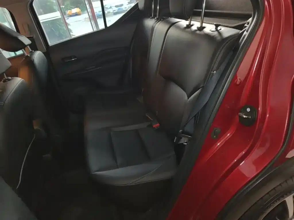 Nissan Kicks 2021 1.5L XV CVT Smart Luxury Edition — миниатюра 17