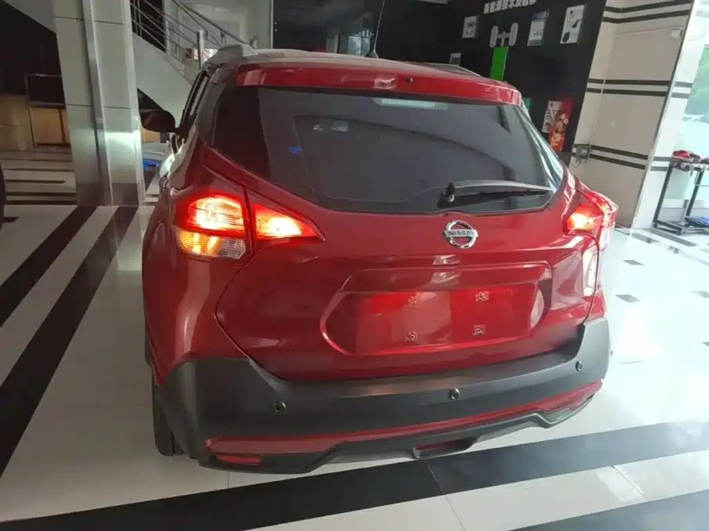 Nissan Kicks 2021 1.5L XV CVT Smart Luxury Edition — миниатюра 6
