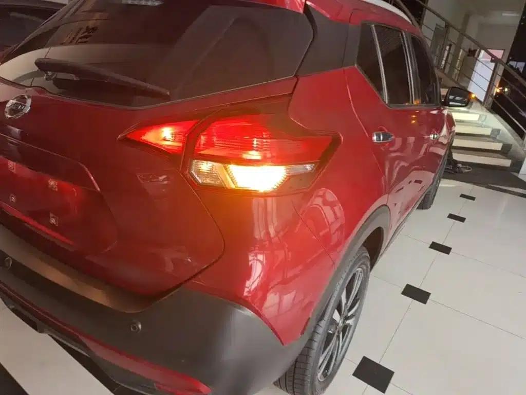 Nissan Kicks 2021 1.5L XV CVT Smart Luxury Edition — миниатюра 8