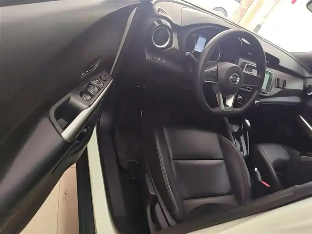 Nissan Kicks 2017 1.5L CVT Cool Edition — миниатюра 16