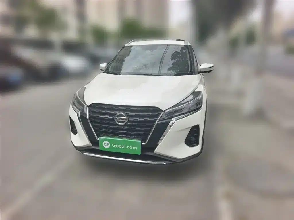 Nissan Kicks 2022 1.5L CVT XV Luxury Edition — миниатюра 3