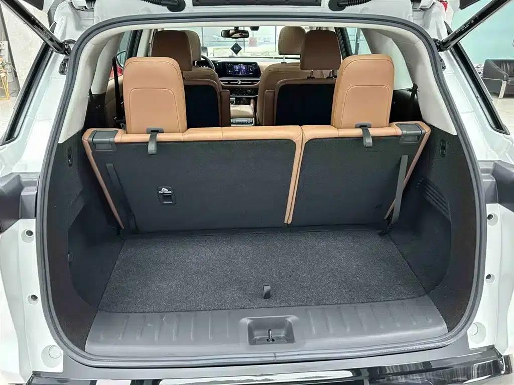 2024 Volkswagen Land Cruiser 380VC-TURBO 4WD Supreme Edition (6-seater) — миниатюра 17