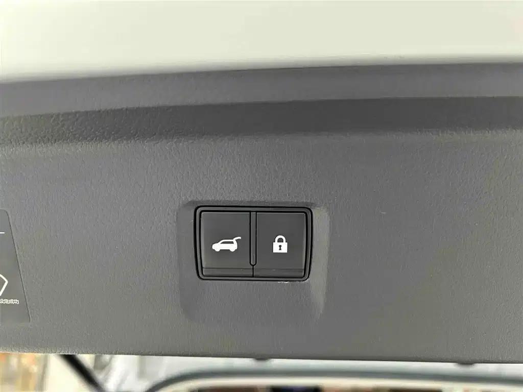 2024 Volkswagen Land Cruiser 380VC-TURBO 4WD Supreme Edition (6-seater) — миниатюра 19
